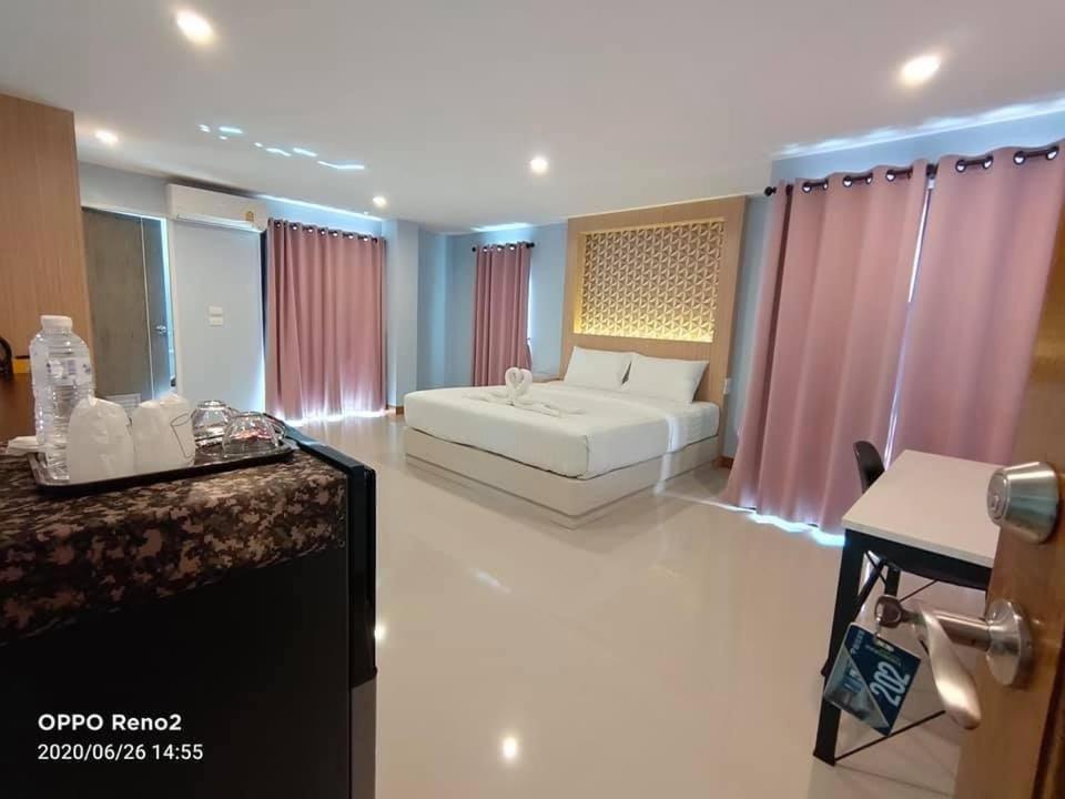 Tk Thongrak Apartment Hat Yai Exteriör bild